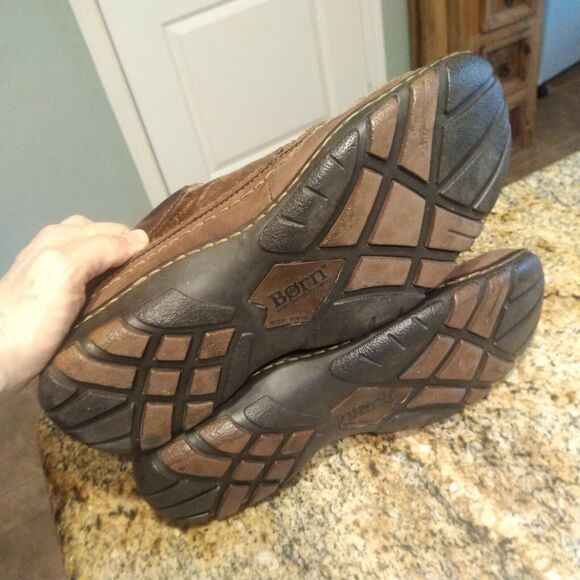 Men’s Born Handcrafted Footwear Size 11.5  45.5 Brown Casual Suede Shoes M6573